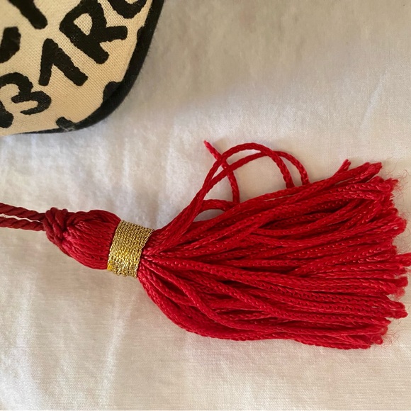 Chanel 31 Rue Cambon Cosmetic Pouch - Picture 2 of 6